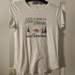 XS Graphic Tee Maurices